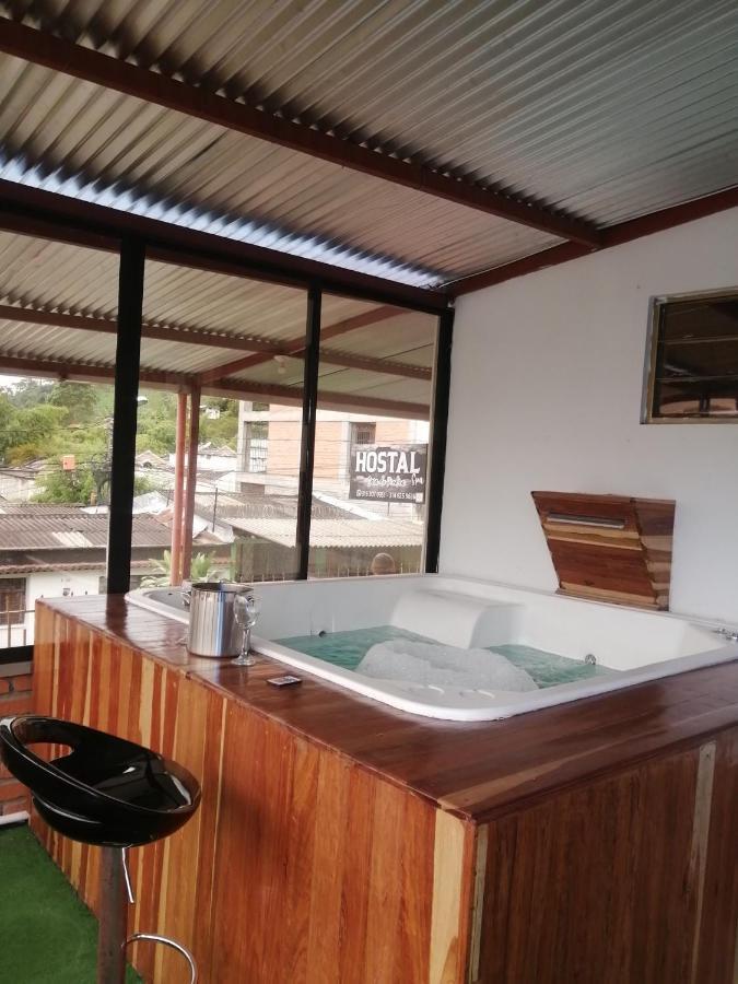 Hostal Spa Casa De Piedra Con Jacuzzi Santa Rosa de Cabal Kültér fotó